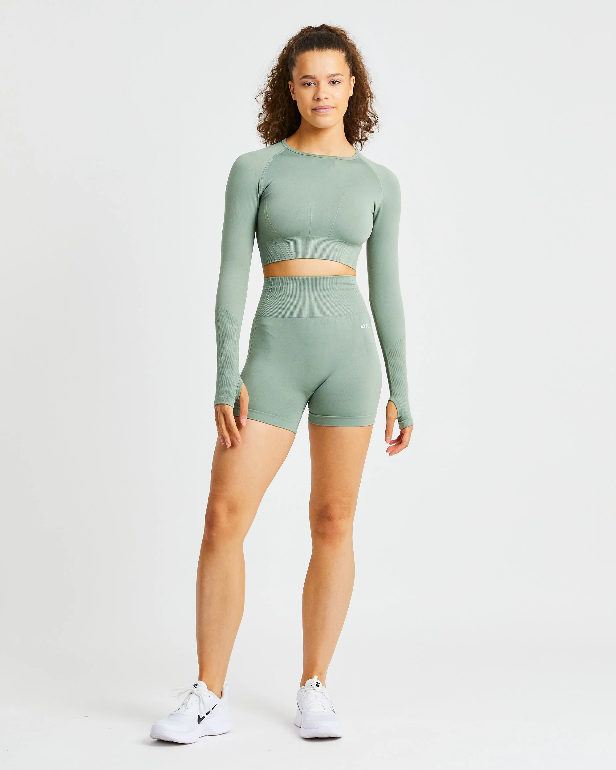Balance V2 Seamless Shorts - Olive Vert - Image 3