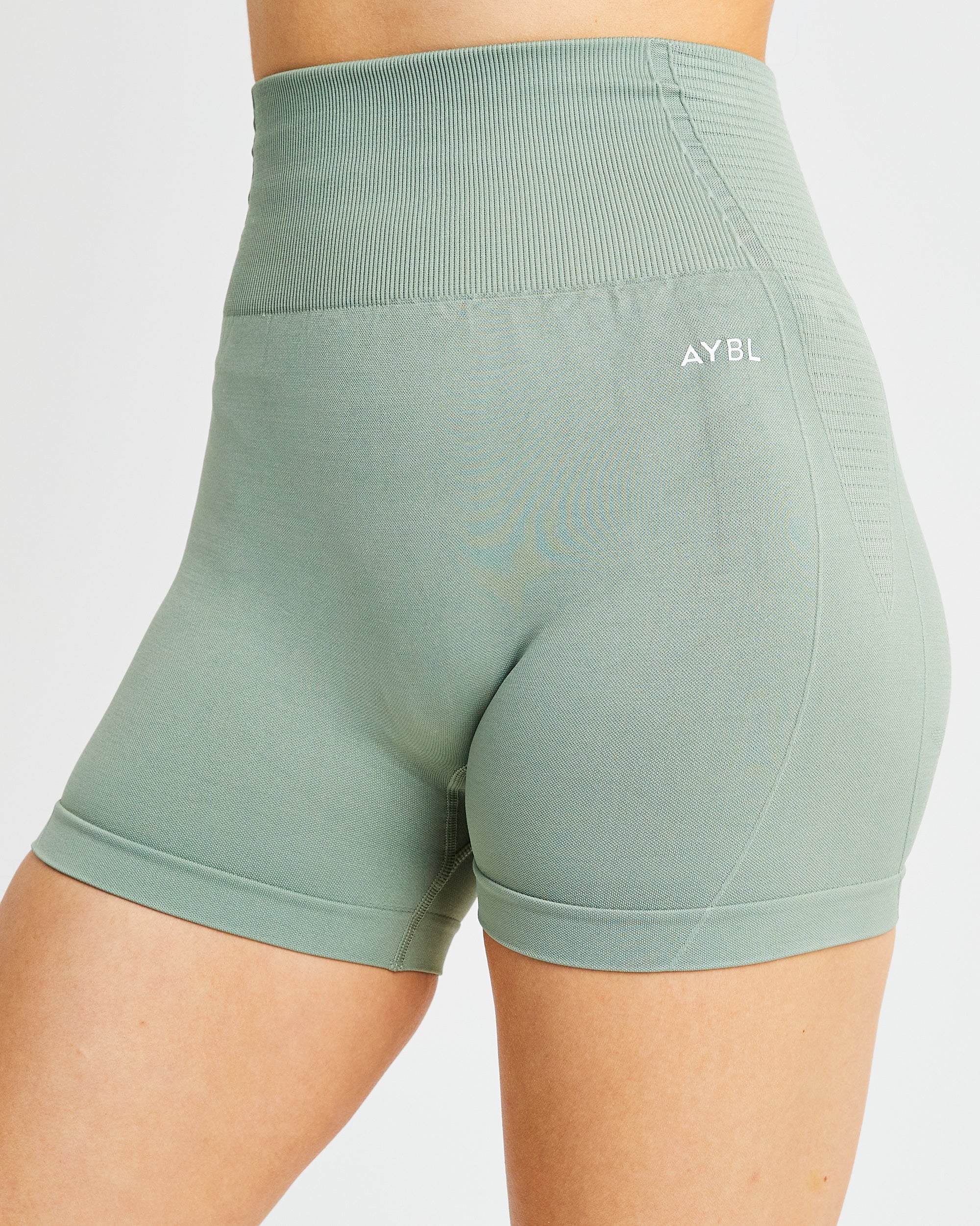 Balance V2 Seamless Shorts - Olive Vert - Image 5
