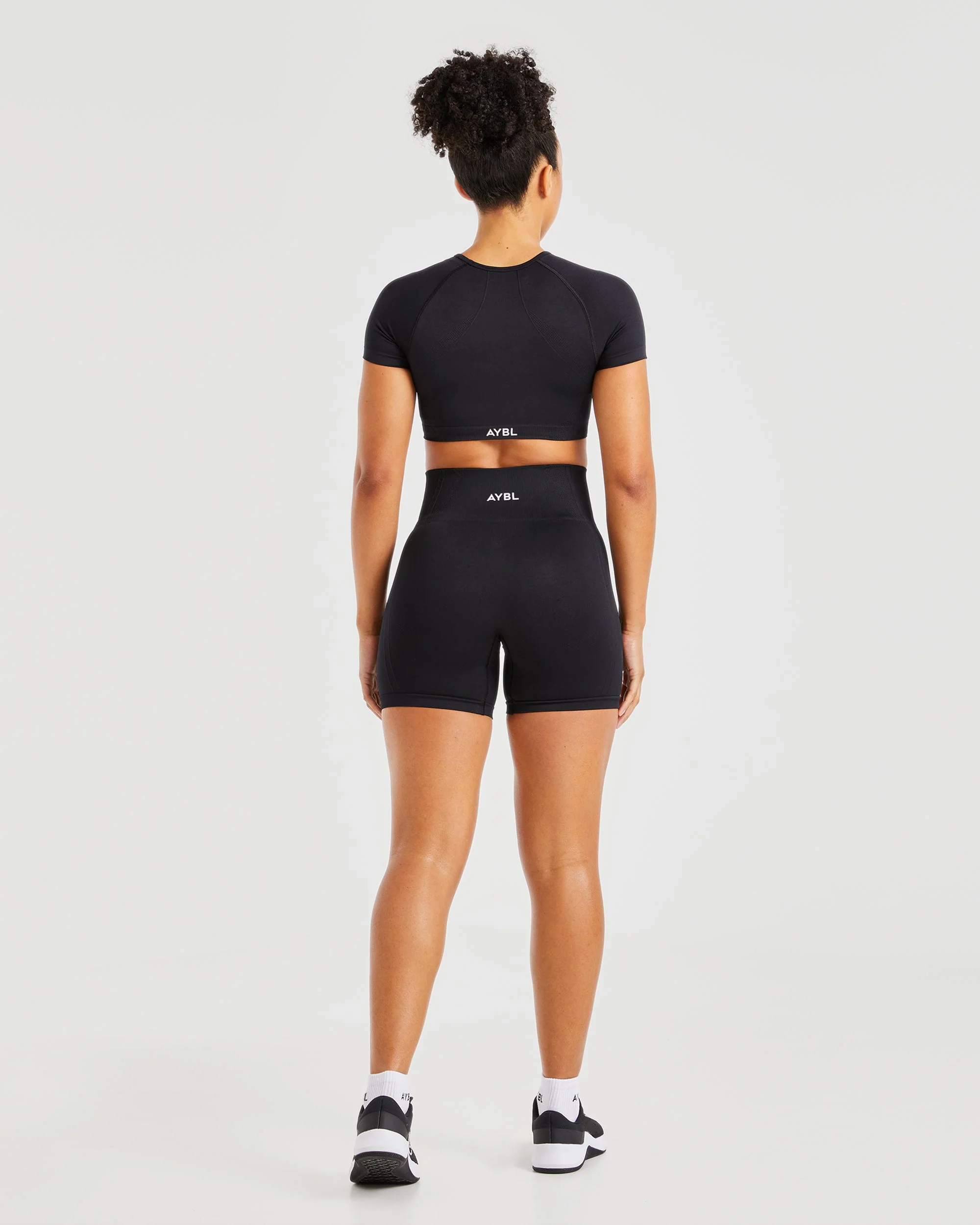 Balance V3 Seamless Crop Top - Noir - Image 4