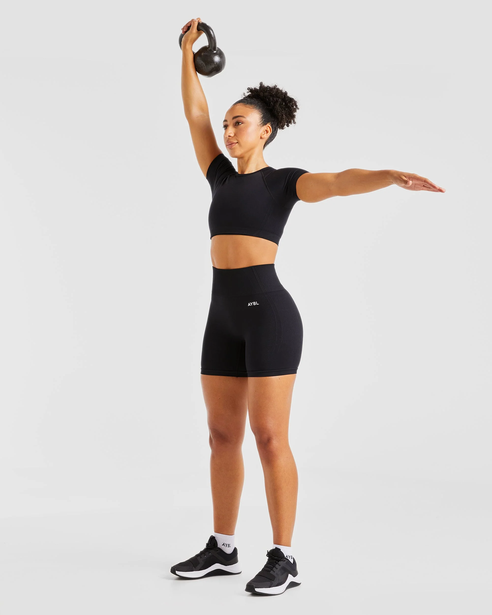 Balance V3 Seamless Crop Top - Noir - Image 7