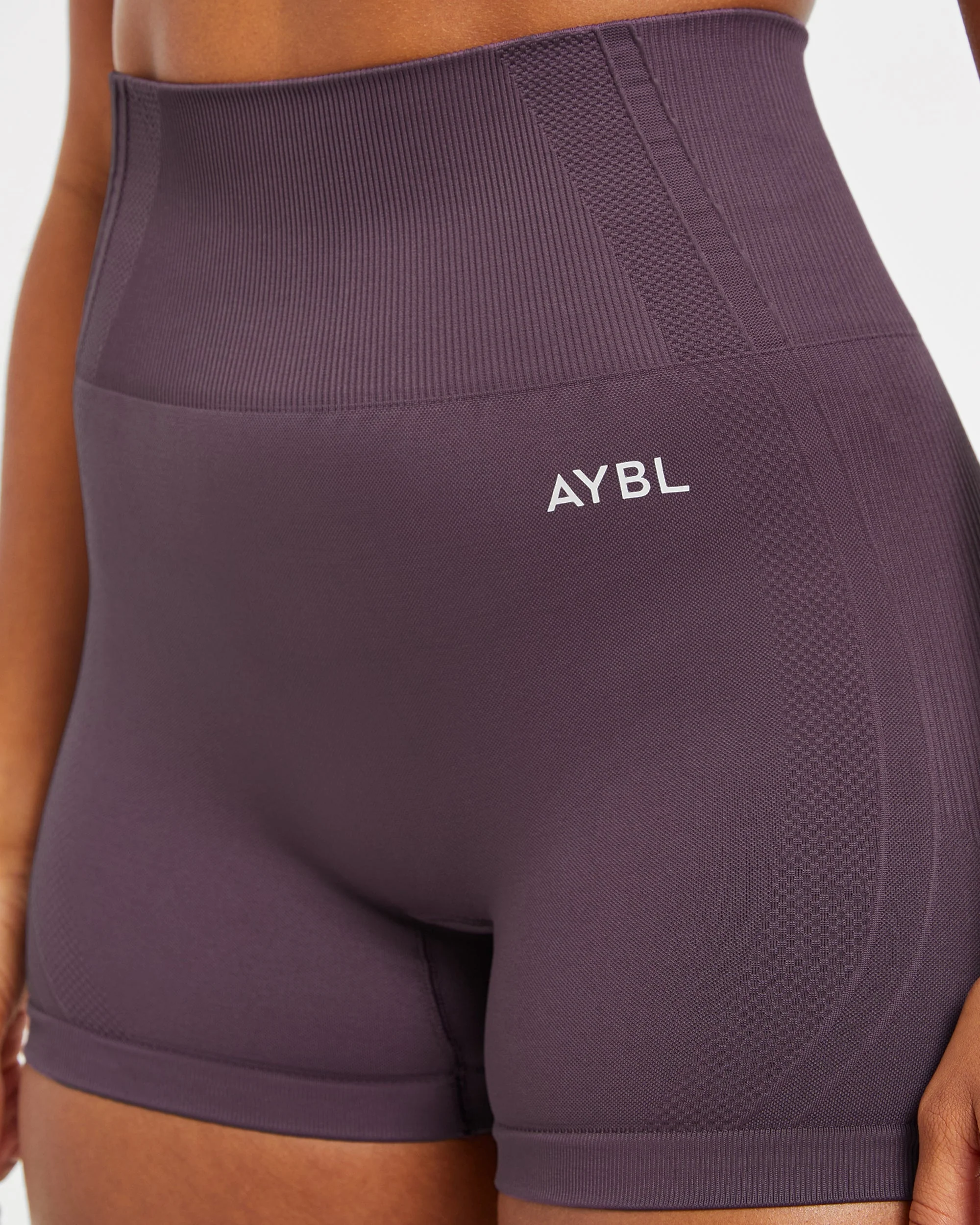 Balance V3 Seamless Shorts - Violet - Image 5
