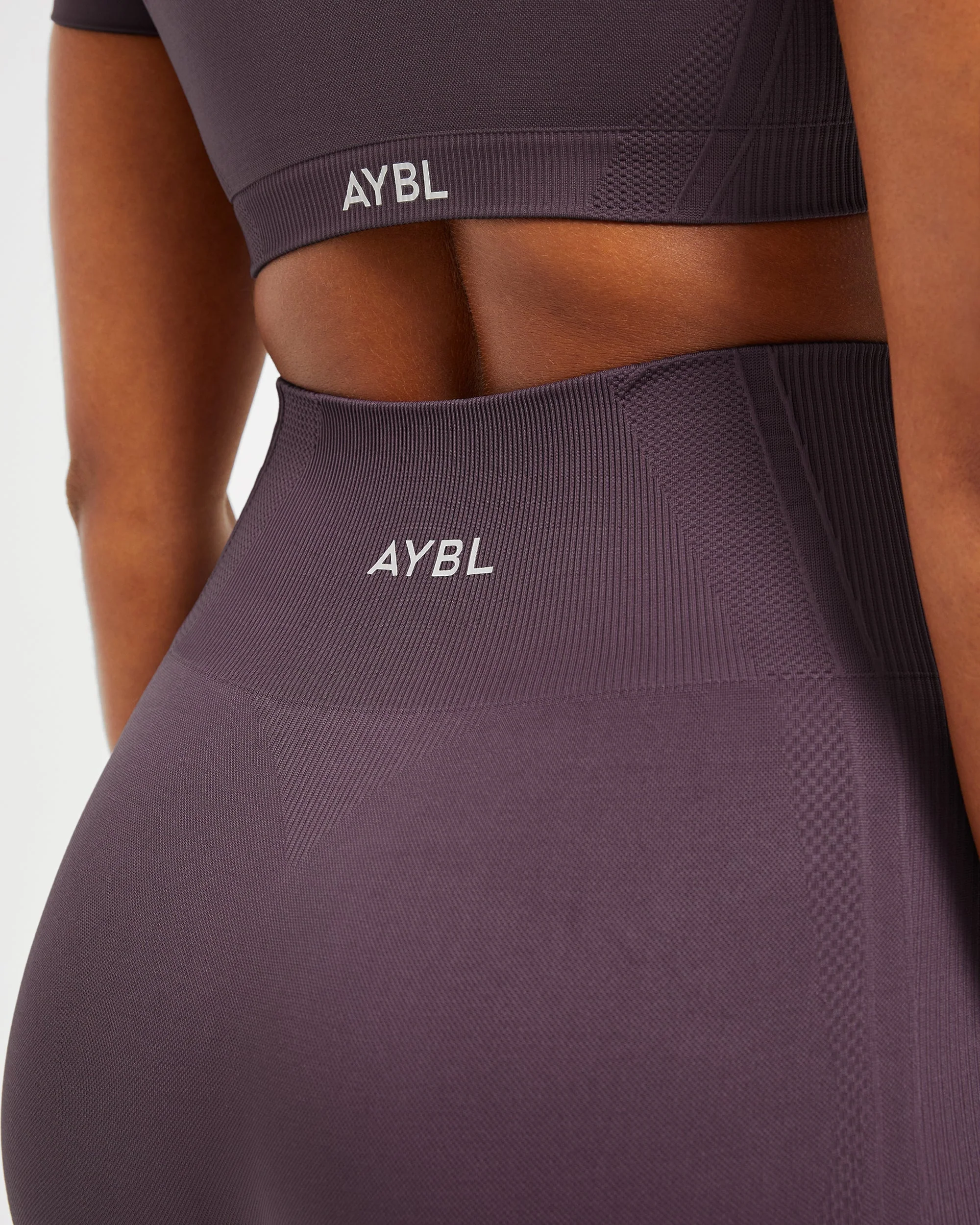 Balance V3 Seamless Shorts - Violet - Image 6