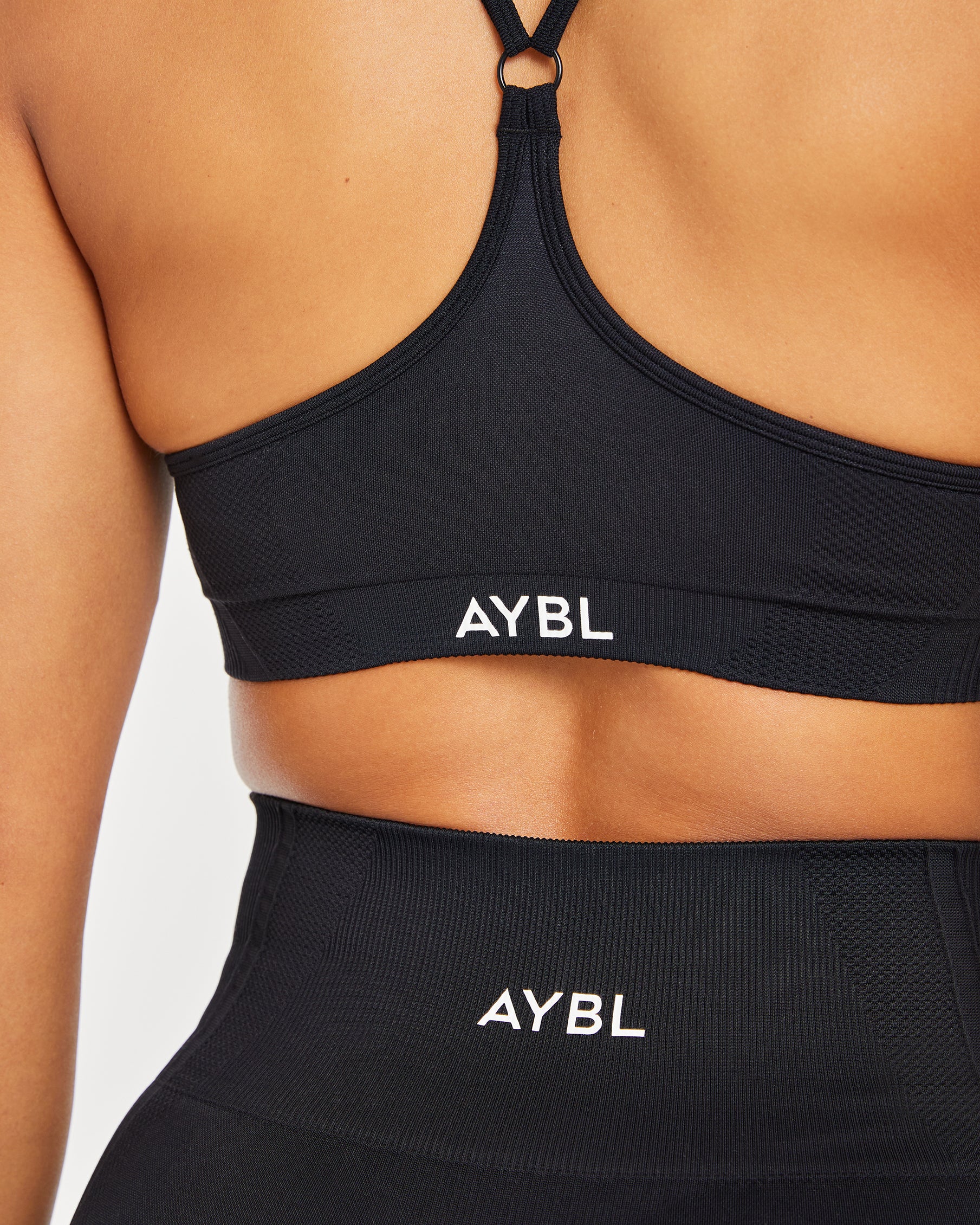 Balance V3 Seamless Strappy Sports Bra - Noir - Image 6