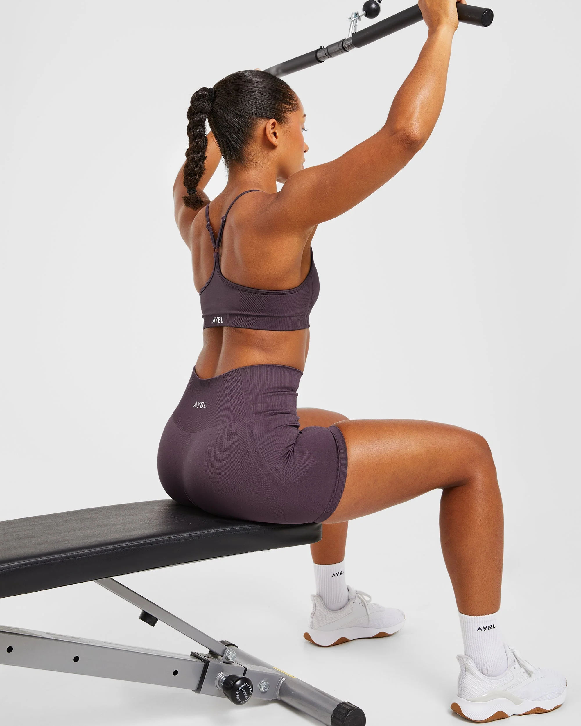 Balance V3 Seamless Strappy Sports Bra - Violet - Image 7