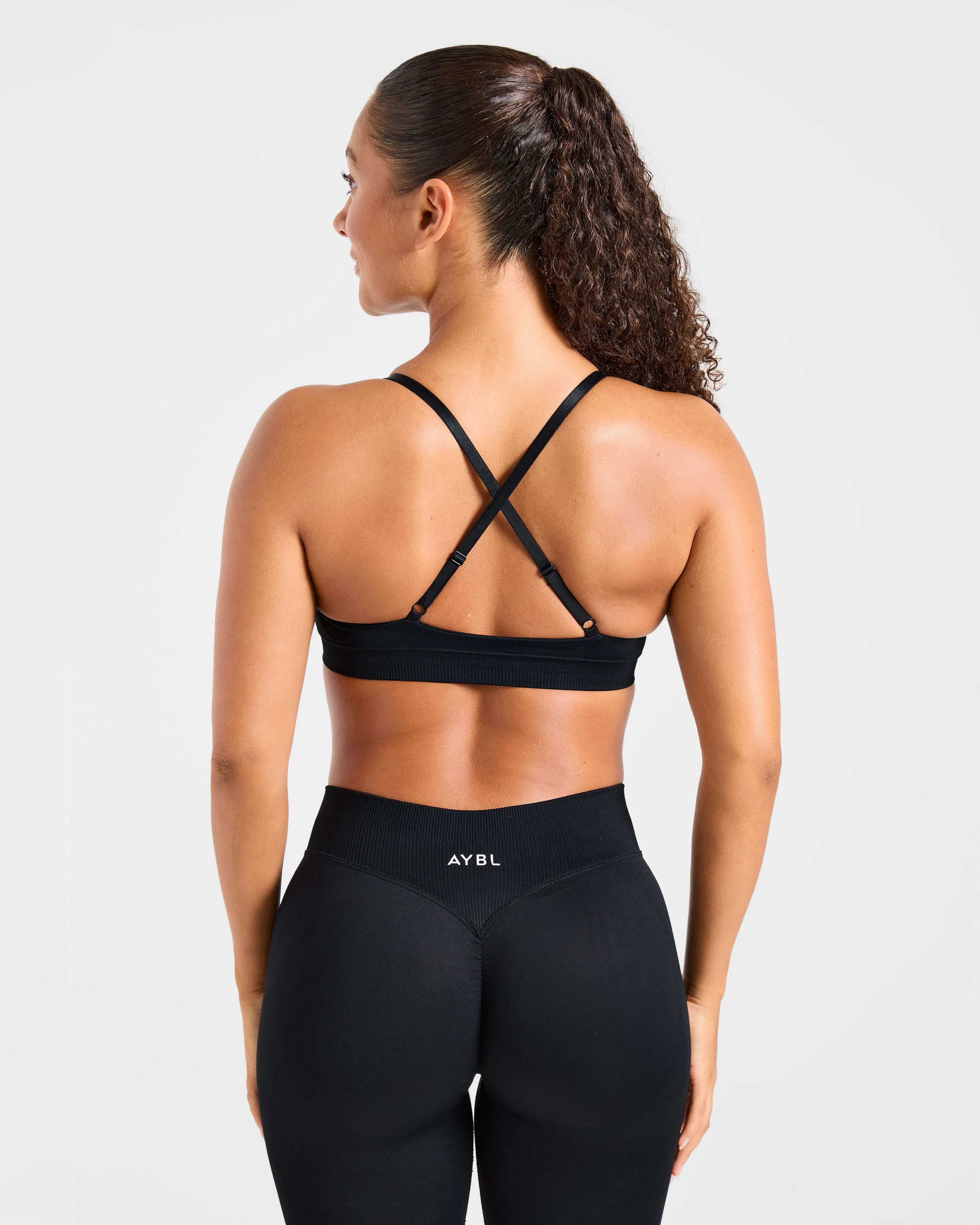 Enhance Seamless Sports Bra - Noir - Image 2
