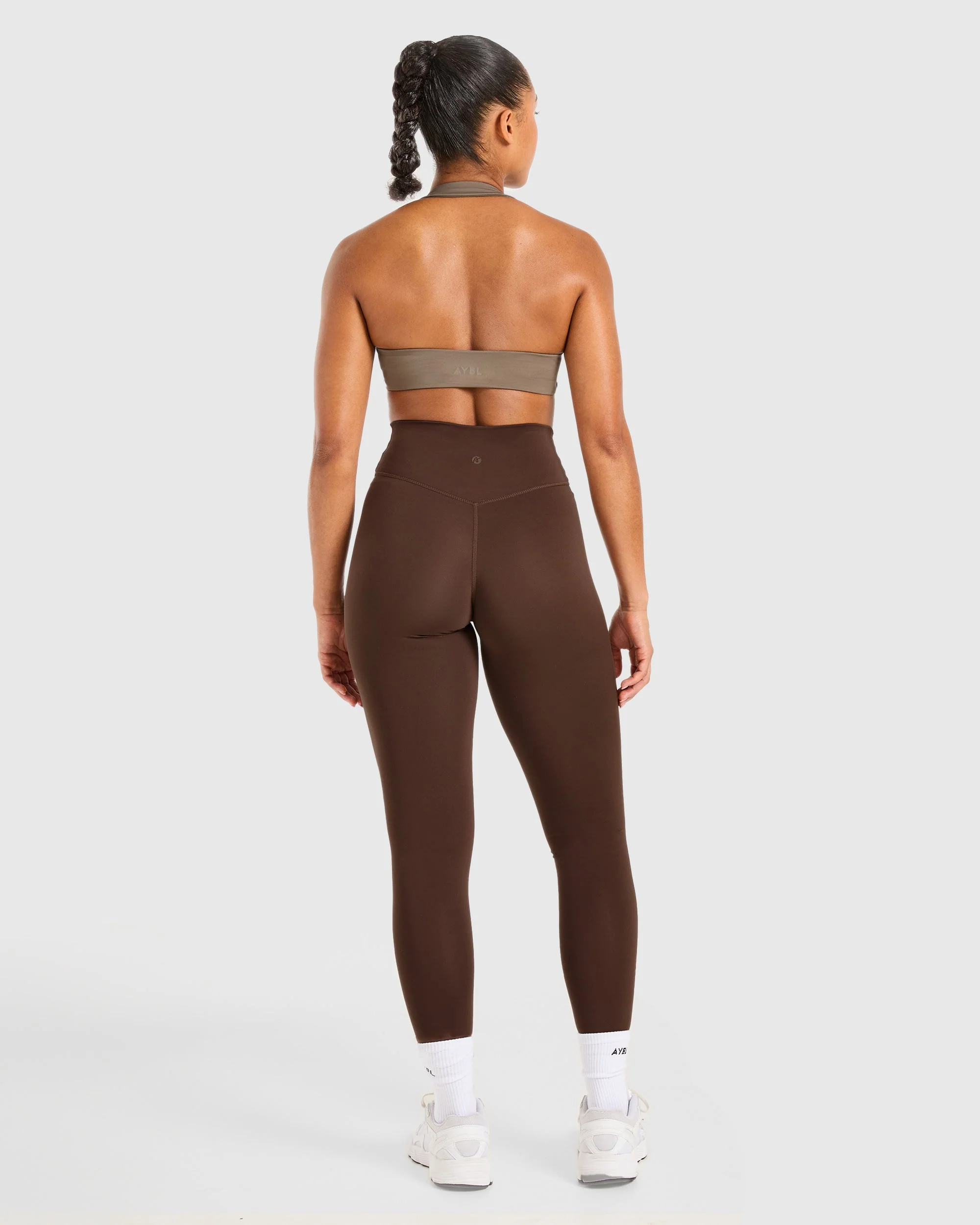 Essential Halterneck Sports Bra - Mocha Brun - Image 4