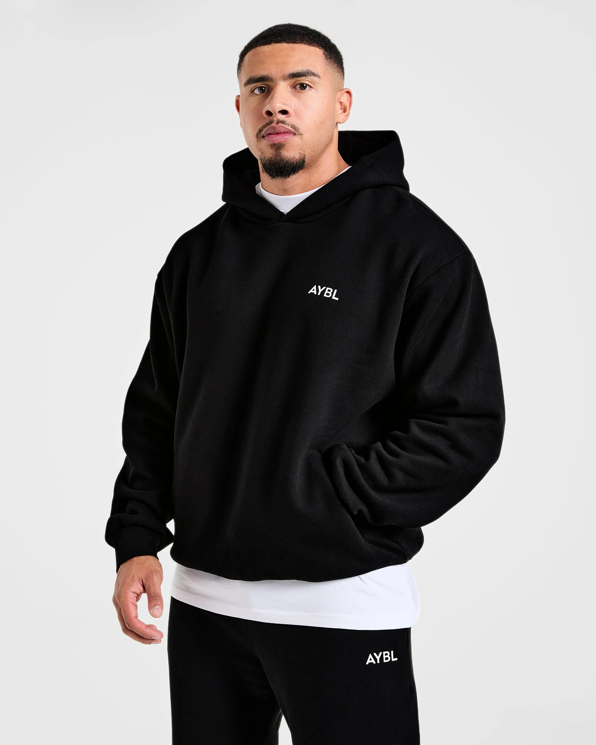 Essential Oversized Hoodie - Noir - Image 8
