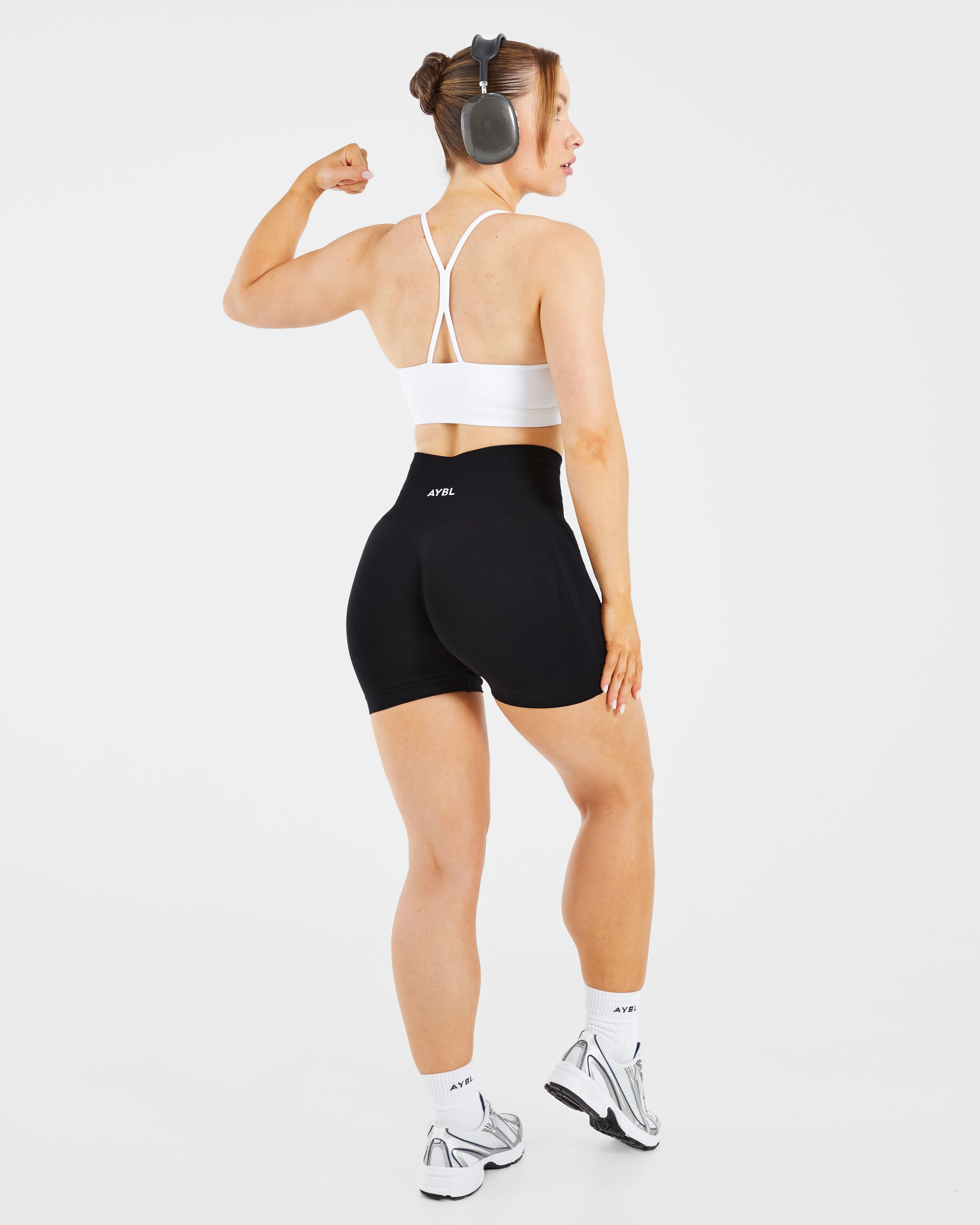 Essential Ruched Sports Bra - Blanc - Image 7