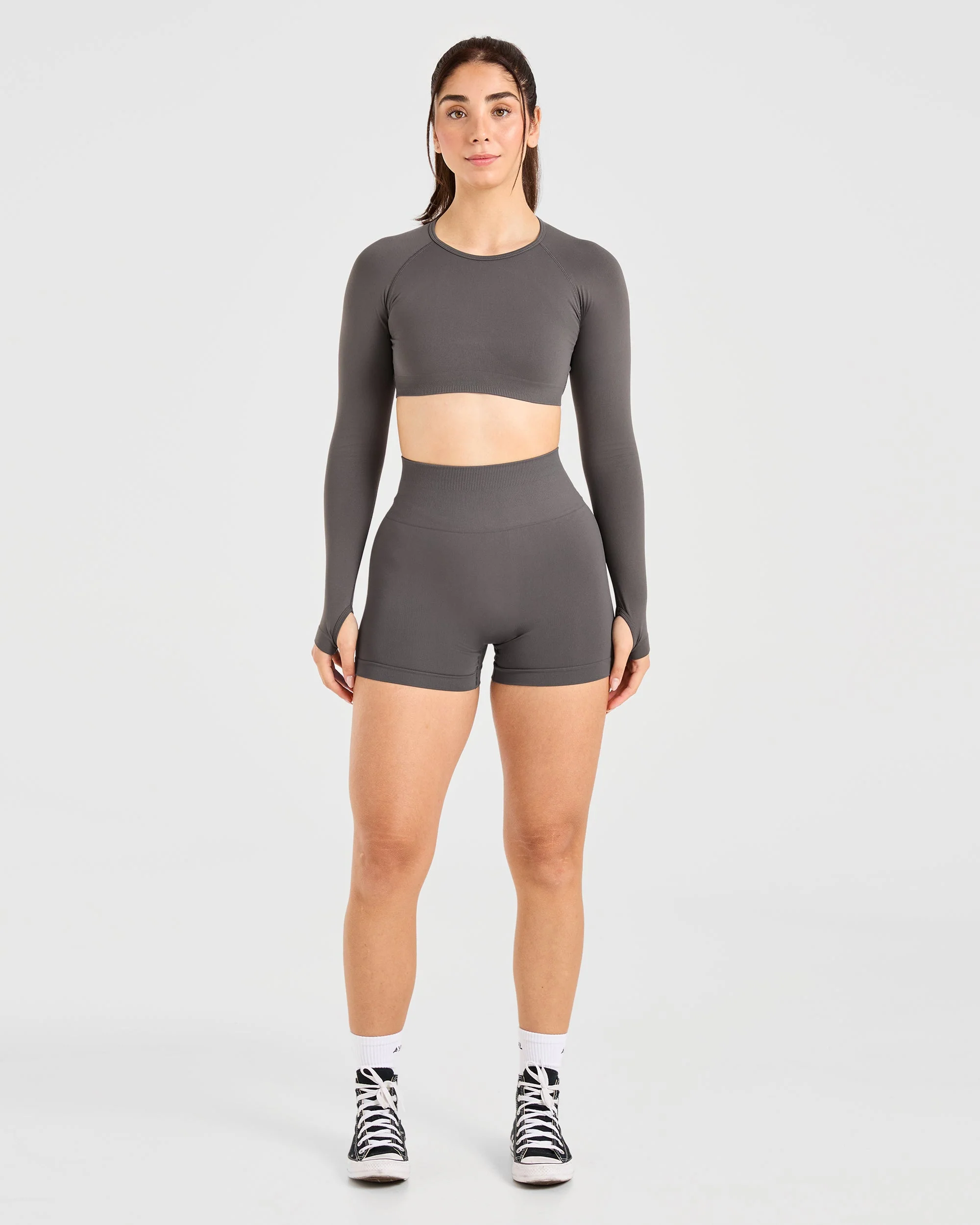 Power Seamless Long Sleeve Crop Top - Charcoal - Image 3