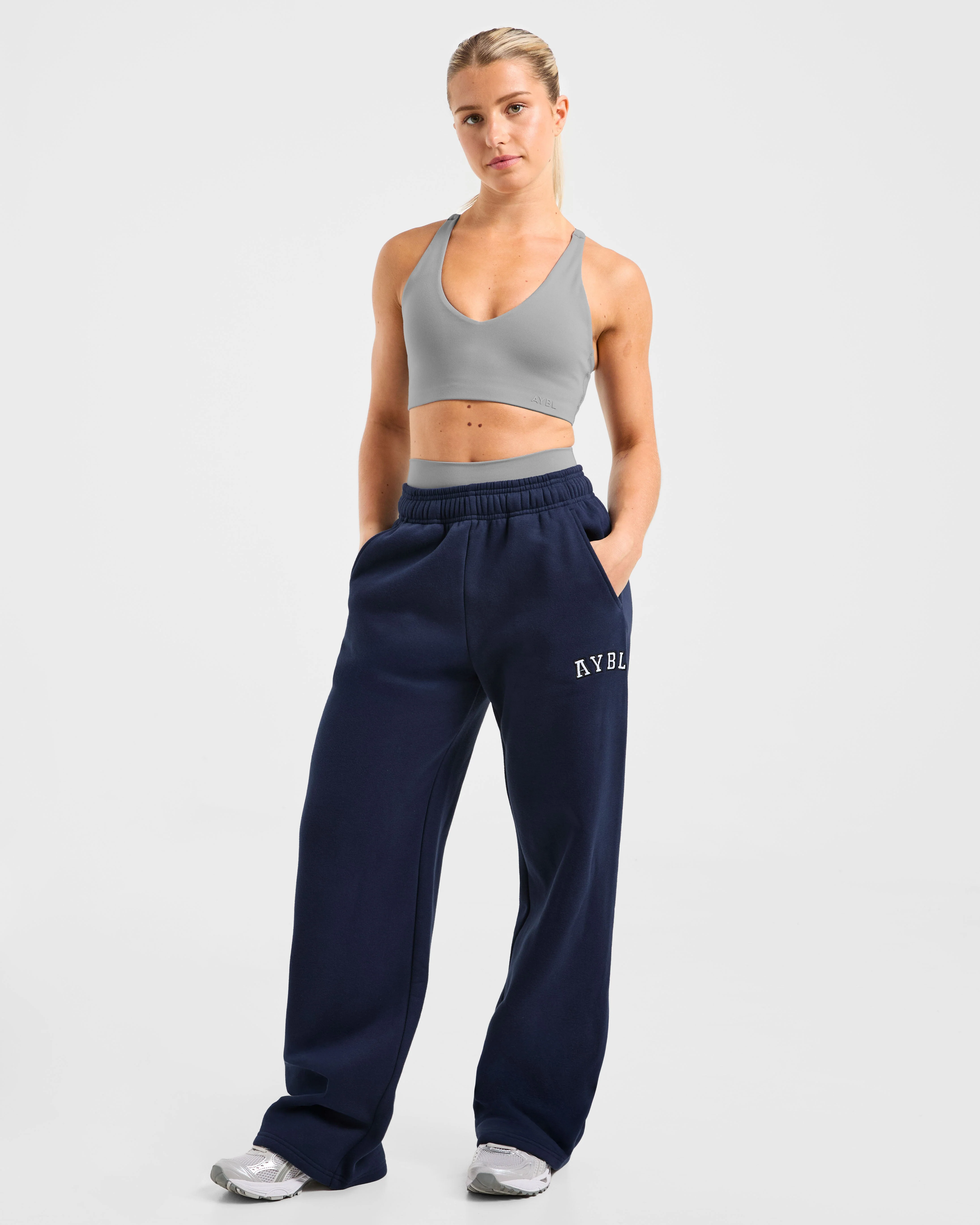 Staple Sports Bra - Gris - Image 8